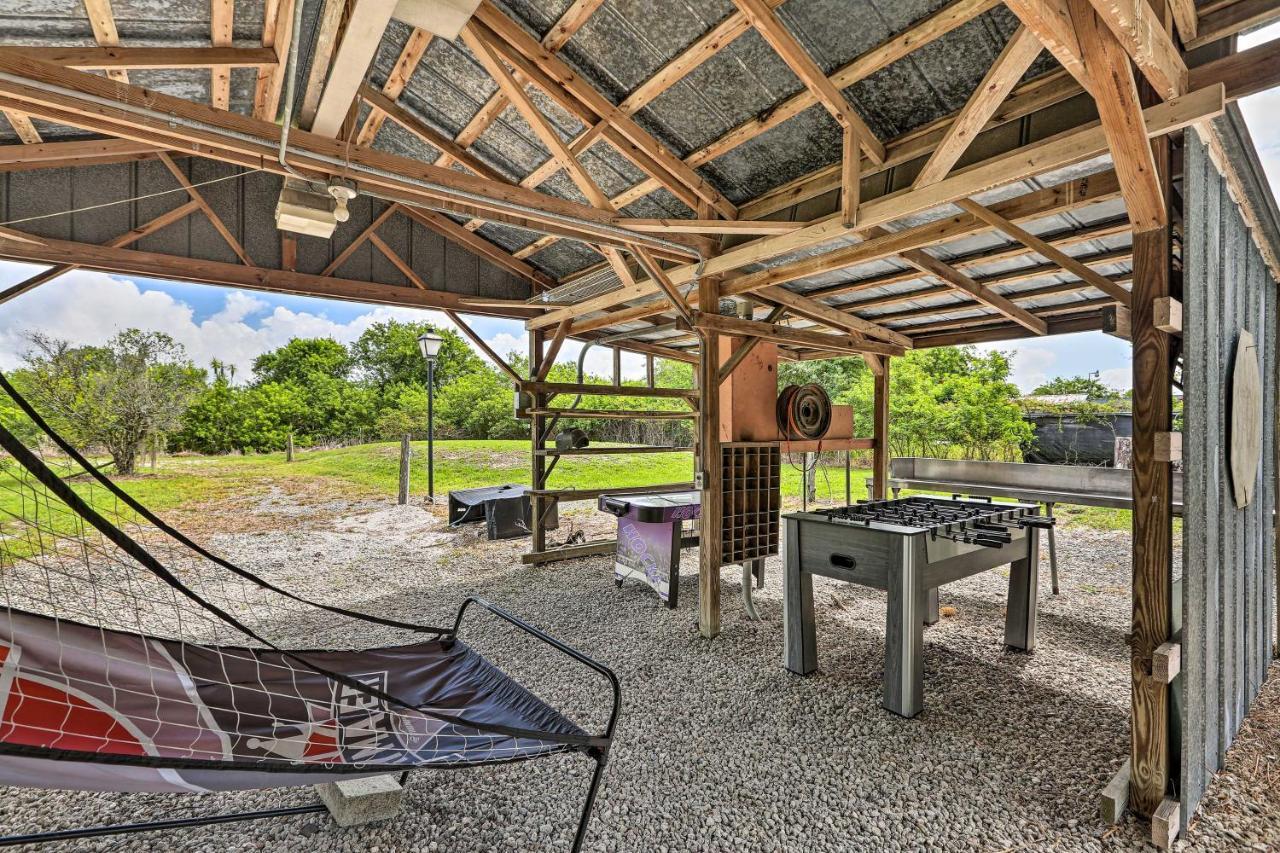Authentic Clewiston Home With Outdoor Game Room Exteriér fotografie