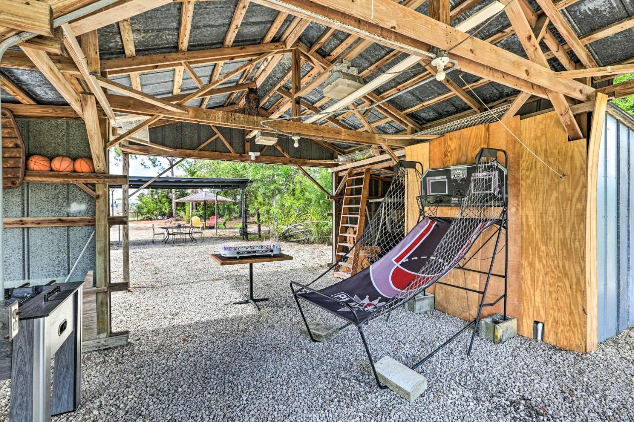 Authentic Clewiston Home With Outdoor Game Room Exteriér fotografie